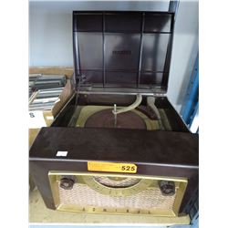Vintage Admiral record player/radio