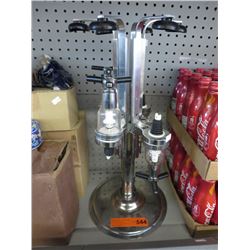 Bar liquor dispenser