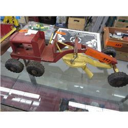 Vintage tin toy grader