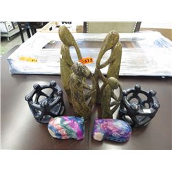 8 Carved stone decorations