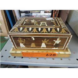 Vintage inlaid cigarette box.