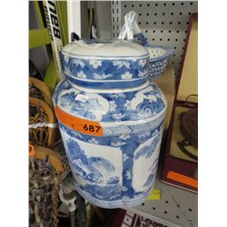 3 Glazed ceramic decorations