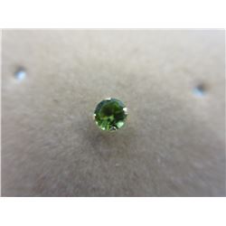 Unisex - 14KT Gold 1/4 CT Peridot stud earring