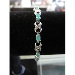 Emerald & Diamond Infinity design bracelet