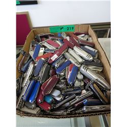 Used pocket knives - approx. 200
