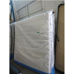 NEW-Queen size Kingsdown memory foam mattress