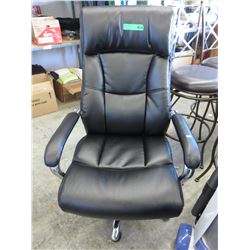 NEW - Adjustable swivel office chair