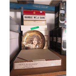10 x Collector plates in original boxes
