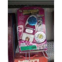 2 New Hollywood Nails kits