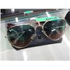 Image 1 : New Ray-Ban aviator sunglasses with case