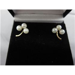 Pearl & 10KT Gold flower earrings