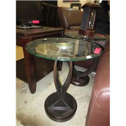 NEW - Glass top side table
