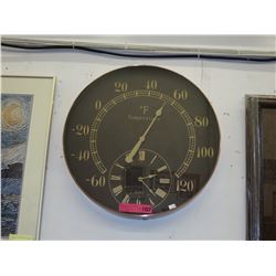 Large round clock/thermometer