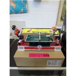 2 Tin Playing Ping-Pong games