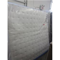 NEW - King size Kingsdown memory foam mattress