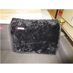 Faux fur throw - Bella Lux