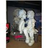 Image 1 : 2 Resin garden statues