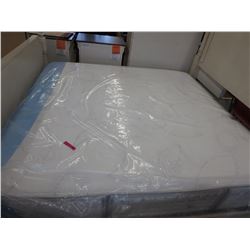 NEW - King Size Serta iSeries mattress