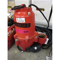 Heavy duty submersible pump