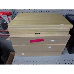 4 New lidded boxes with 6 removable sections