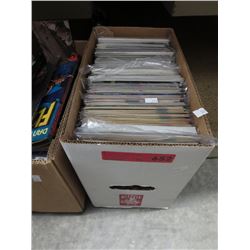 Box of approx. 100 comic books