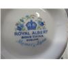 Image 4 : 5 Fine bone china teacup & saucers