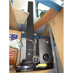 Samsung DVD player with remote & speakers