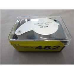Illuminated jeweler's loupe