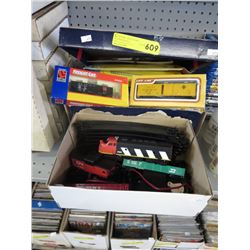Railroad tracks & cars - HO scale