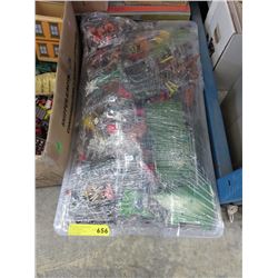 Large quantity of Lego & plastic toys