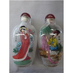 2 Chinese glass snuff bottles