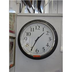 Oversized wall clock - 22"