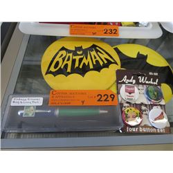 2 Vintage 6" Batman buttons & other collectibles