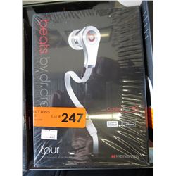 High resolution in-ear headphones-white