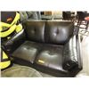 Image 3 : NEW - Matching Sofa, Love Seat & Chair