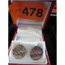 Vintage 1940's Sterling screw back earrings