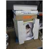 Image 1 : 10 Collector plates in original boxes