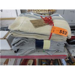 Pair of Ralph Lauren pillow shams - new