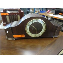 Vintage mantle clock