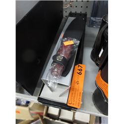 2 New knives in sheaths