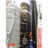 Image 1 : Lightly used area carpet