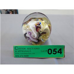 Beautiful art glass paperweight
