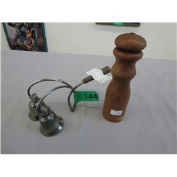 Carl Christiansen Dinner bell & pepper grinder