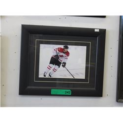 Framed Sidney Crosby photo
