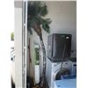 Image 1 : Imitation Palm Tree - as is