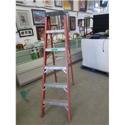 6' Fiberglass stepladder - used