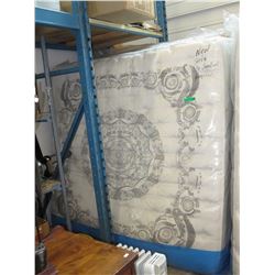 NEW - King size Serta Pro Comfort mattress