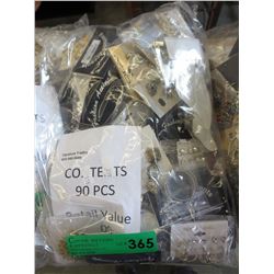 New fashion jewelry wrapped for retail