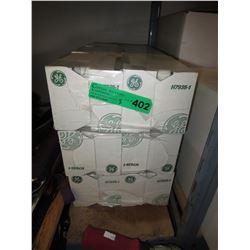 3 Cases of halogen H7935-1 bulbs