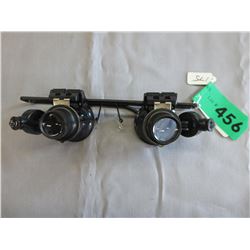 New illuminated jeweler's glasses